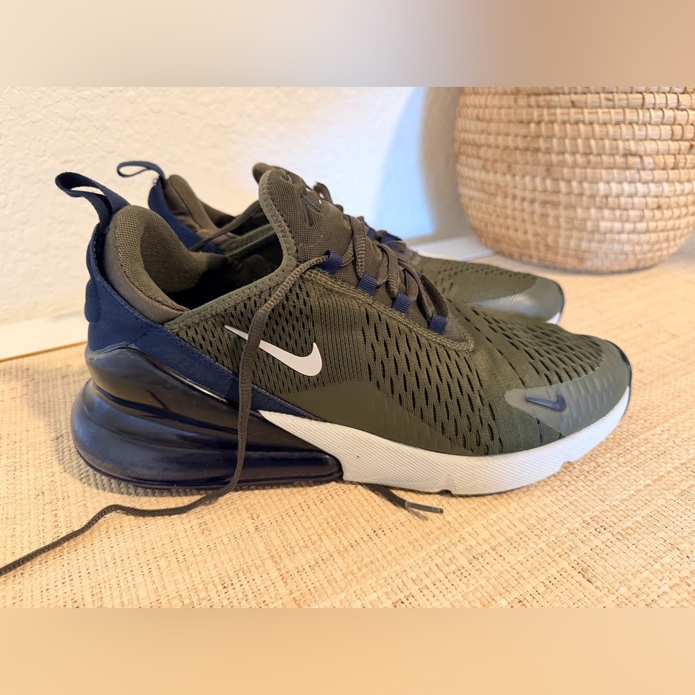 Nike Air Max 270